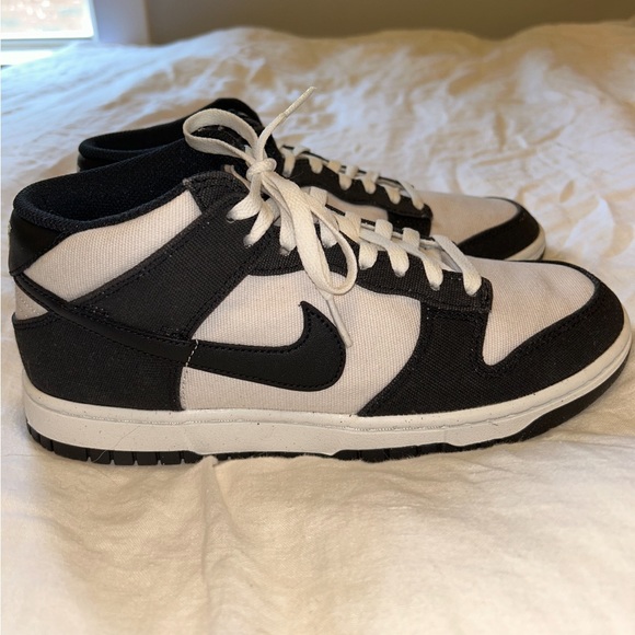 Nike Dunk Mid - Picture 6 of 8